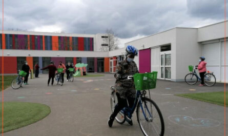 Une vélo-école associative aux Couronneries